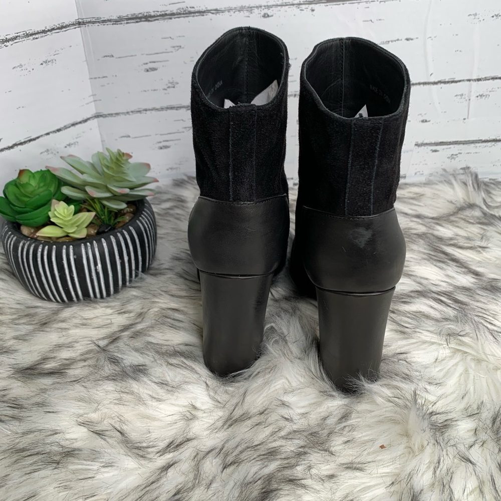 SEE BY CHLOE Luxury Minimalist Black Suede Square Toe Ankle Boots, 39.5/9.5 - Picture 9 of 14
